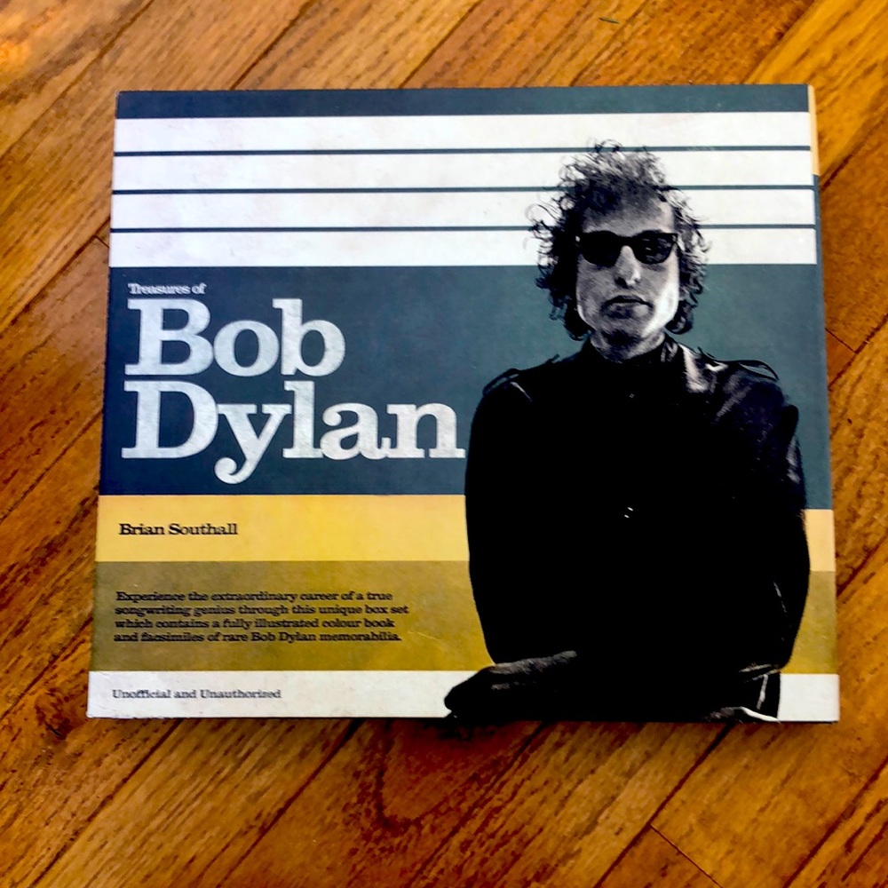 Bob Dylan Treasures Book